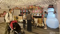 Dalam rangka memasuki liburan sekolah, Jakarta Aquarium & Safari kembali hadir dengan konsep Holiday Carnival yang akan menemani traveler mulai tanggal 12 Desember 2022 - 15 Januari 2023.