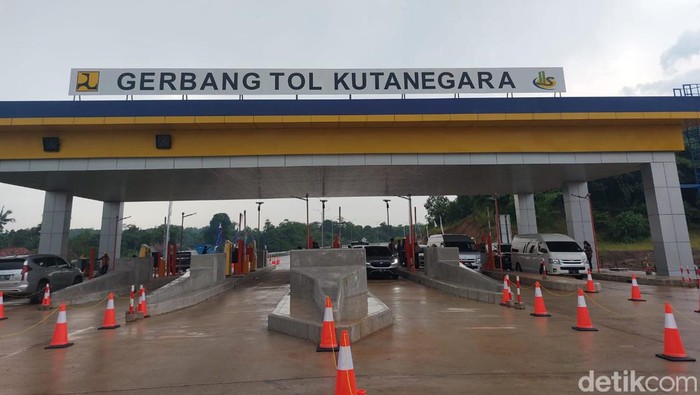 Pembangunan Tol Japek Selatan