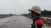 Ruas Sadang-Kutanegara ini merupakan bagian dari Tol Japek II Selatan Seksi 3 Sadang-Sukabungah sepanjang 30,6 km. Untuk ruas Sadang-Kutanegara, kini progres pembangunannya mencapai 95%. Sementara untuk Keseluruhan seksi 3 yakni Sadang-Sukabungah, sudah mencapai 75,5%. Seksi ini ditargetkan beroperasi penuh pada pertengahan 2023.