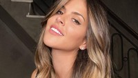 Leandro Paredes juga memiliki pacar yang cantik bernama Camila Galante. Foto: Instagram