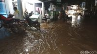 Banjir Bandang Terjang Cianjur, 445 Warga Terdampak