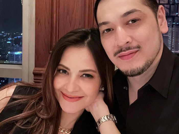 Kebersamaan Cut Tary dan Richard Kevin