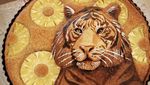Di Tangan Seniman Ini, Pie Jadi Karya Seni Potret Tokoh Terkenal