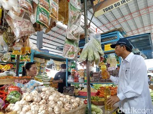 Jelang Nataru, Dirjen Perdagangan Cek Harga Telur-Bahan Pokok di Kota Blitar