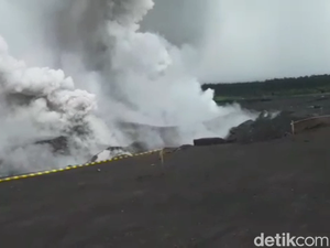 Fenomena Pasir Semeru Mengalir Tanpa Air, Begini Penjelasan Ahli