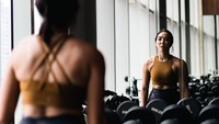 Gisel saat sedang nge-gym. Foto: Nico/Instagram Gisel
