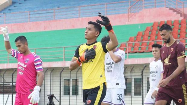 Kiper PSM Makassar Reza Arya Pratama