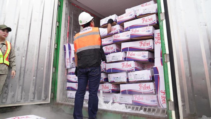 PT Berdikari bagian dari Holding BUMN Pangan ID FOOD melaporkan telah mendatangkan tahapan terakhir daging sapi impor sebanyak 28 ton. Perusahaan tersebut telah mendapatkan penugasan tahun ini untuk mengimpor daging sapi sebanyak 20.000 ton.