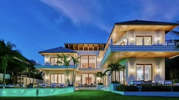 Albany, komunitas eksklusif seluas lebih dari 600 hektar, dimiliki sebagian oleh Tiger Woods dan Justin Timberlake. Seorang tetangga memberi tahu FTX mengubah Albany jadi taman bermain bagi karyawan, mengoperasikan restoran 24/7 hanya untuk staf, sehingga mereka dapat makan dan minum sepanjang waktu. Foto: Twitter
