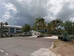 Koleksi Rumah Mewah Harga Triliunan Milik Juragan Kripto yang Bangkrut