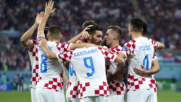 DOHA, QATAR - DECEMBER 17: Mislav Orsic of Croatia celebrates after scoring their sides second goal with his teammates during the FIFA World Cup Qatar 2022 3rd Place match between Croatia and Morocco at Khalifa International Stadium on December 17, 2022 in Doha, Qatar. (Photo by Juan Luis Diaz/Quality Sport Images/Getty Images)