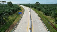 Jalan Tol Kuala Tanjung-Tebing Tinggi-Parapat seluruhnya memiliki total panjang 143,25 Km terbagi menjadi 6 Seksi. Selanjutnya untuk Seksi 2 Inderapura-Kuala Tanjung 18,05 Km, Seksi 3 Tebing Tinggi-Serbelawan 30 Km, dan Junction Tebing Tinggi 7,07 Km yang ditargetkan selesai konstruksinya pada Kuartal 1 tahun 2023. Foto: Dok. Kementerian PUPR