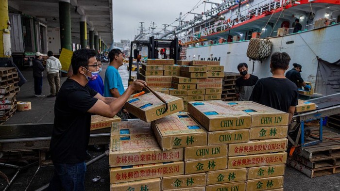 China Mulai Batasi Barang Impor dari Taiwan, Kenapa? China mulai membatasi barang impor dari Taiwan. Barang yang dibatasi tersebut sebagian besar yaitu produk makanan dan minuman.
