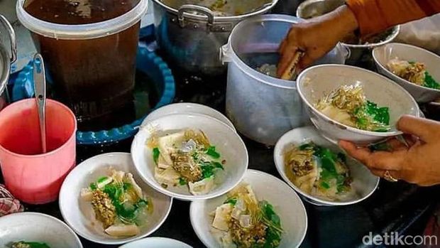 Es Batil Bulubrangsi Lamongan