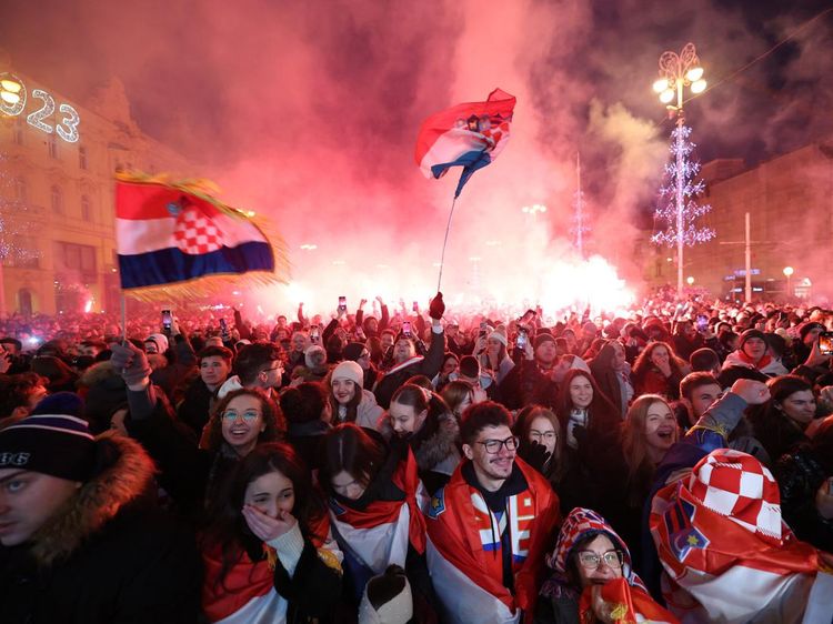 Euforia Fan Kroasia Usai Finis Ketiga Piala Dunia 2022