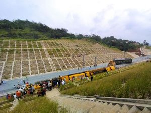 Kereta Teknis KCJB Anjlok di Bandung Tewaskan 2 Orang, 18 Saksi Diperiksa