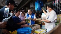Berdasarkan hasil pantauan harga di Pasar Tos 3000 hari ini, bapok yang harganya terpantau stabil dibanding minggu lalu (8/12) meliputi beras medium Bulog Rp9.950/kg, beras medium Rp10.000/kg, beras premium Rp12.000/kg,  gula pasir Rp12.000/kg, tepung terigu Rp12.000/kg, MINYAKITA Rp14.000/liter, minyak goreng kemasan premium Rp19.000/liter, dan cabai merah besar Rp60.000/kg.