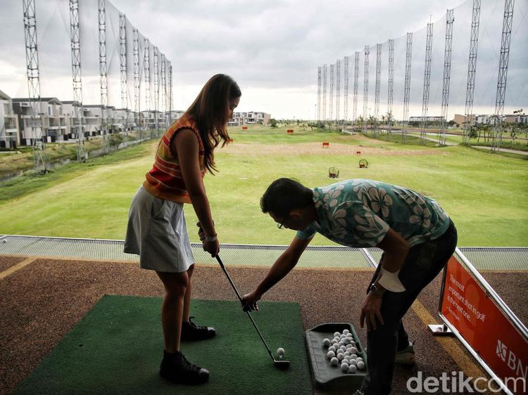 Mengisi Waktu Luang dengan Bermain Golf di Kawasan PIK Jakut