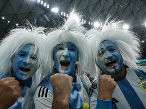 Ritual Suporter Demi Argentina Juara: Jersey Kebalik hingga Tak ke Toilet