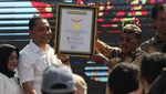 65.945 Pelajar Pecahkan Rekor MURI Tari Remo Massal di Surabaya