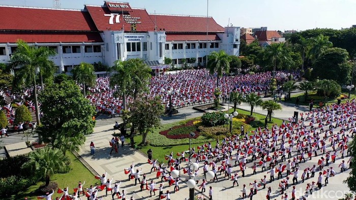 tari remo massal surabaya dilakukan pelajar SD-SMP