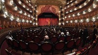 Gedung opera Teatro Colon di Buenos Aires ini cocok untuk pencinta musik. Gedung opera ini dianggap menjadi salah satu gedung opera terbaik di dunia. (Amilcar Orfali/Getty Images)  