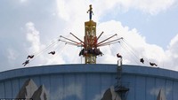 Pada 1991, lima tahun setelah bencana nuklir Chernobyl di Ukraina, pihak berwenang memutuskan untuk menyetop proyek tersebut.