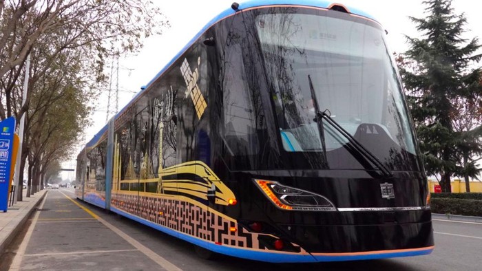 Canggih! Ada Kereta Pintar Tanpa Masinis, Jalan Pakai Jalur Virtual China mulai melakukan uji coba kereta api pintar di Xianyang, Provinsi Shaanxi pada 16 Desember 2022 kemarin. Begini wujud keretanya.
