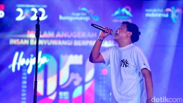 Denny Caknan saat pecahkan suasana di Hari Jadi Banyuwangi