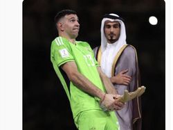 Emiliano Martinez dan Angel Di Maria, Ingat Namanya!