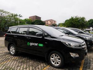 Kenapa Potongan 8% Tak Berlaku untuk Taksi Online? Ini Kata Menhub