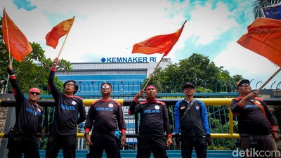 Hari Migran Internasional, Partai Buruh Demo di Depan Kemnaker