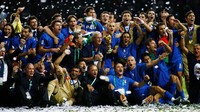 Italia juara Piala Dunia 2006. Selain piala, Italia juga berhak membawa pulang uang hadiah sebesar US$ 20 juta (Rp 312 miliar). Shaun Botterill/Getty Images