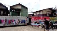 Sekitar 328 kepala keluarga (KK) menetap di Kampung Braga. Mayoritas warga bekerja sebagai wirausaha, pedagang, dan lainnya. (Foto: Sudirman Wamad/detikJabar)