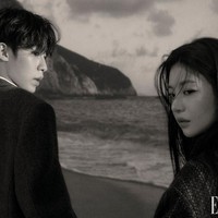 Sementara itu, episode terbaru Alchemy of Souls 2 yang tayang Minggu (18/12/2022) kemarin menampilkan adegan ciuman pertama Lee Jae Wook dan Go Yoon Jung. Foto: dok. Elle Korea