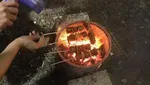10 Gaya Nyeleneh Netizen Saat Bakar Makanan, Pakai Troli hingga Pagar