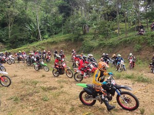Wawas Argo Enduro: Balapan Sambil Donasi untuk Korban Gempa Cianjur