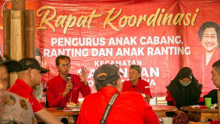 PDIP Surabaya menyatakan mantap memakai nomor 3 pada Pemilu tahun 2024.