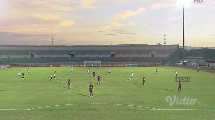 PSM Makassar Vs PSIS Semarang di Liga 1.