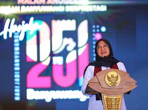 Puncak Harjaba Ditandai Penganugerahan Banyuwangi Rebound 2022