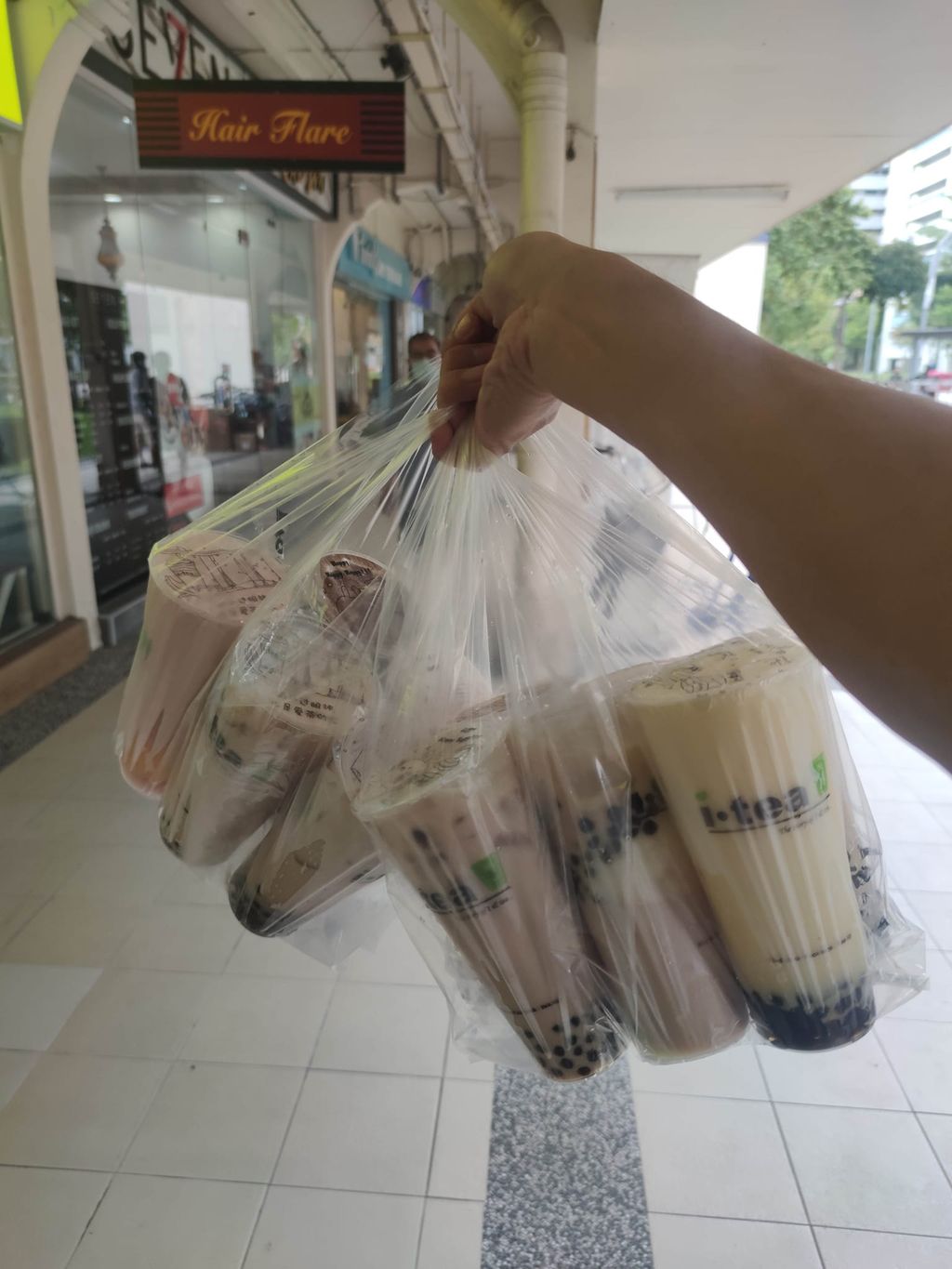 Raup Rp 9,8 Juta dalam 2 Hari, Pengantar Makanan Ini Curhat Pekerjaannya Jujur