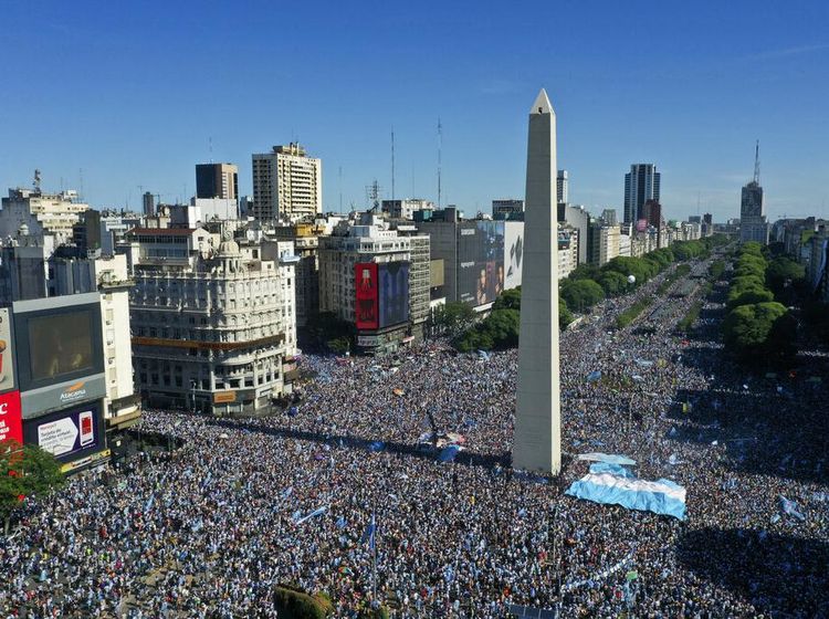 Penampakan Ibu Kota Argentina dari Udara Penuh Sesak Lautan Manusia