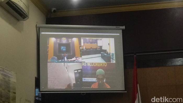 Sidang daring putusan tukang sol cabul di Mojokerto