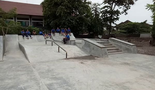 Gambar skatepark di Bali.