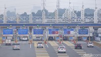 Marketing and Communication Department Head Jasamarga Metropolitan Tollroad, Irra Susiyanti, mengatakan angka tersebut merupakan kumulatif arus lalu lintas dari empat gerbang tol, yaitu GT Cikupa (arah Merak), GT Ciawi (arah Puncak), GT Cikampek Utama (arah Trans Jawa), dan GT Kalihurip Utama (arah Bandung).