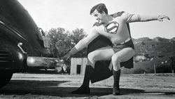 Para Pemeran Superman dari 1948-2025