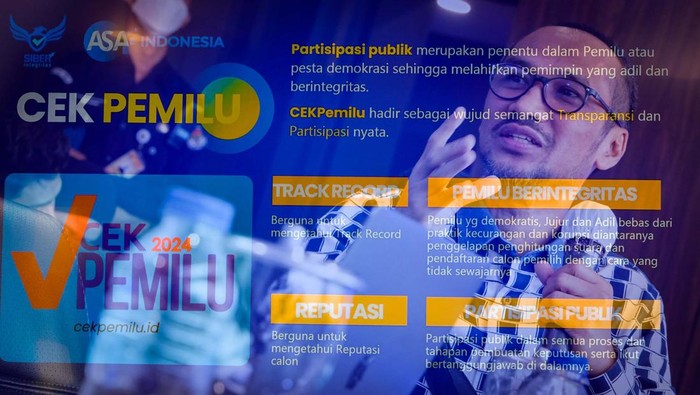 Abraham Samad Luncurkan Aplikasi CEK PEMILU Eks Ketua KPK Abraham Samad dkk meluncurkan aplikasi CEK PEMILU. Aplikasi ini bisa melihat rekam jejak peserta Pemilu 2024.