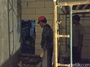Akses Rumah Warga Tulungagung yang Ditembok Tetangga Kini Dibuka Sedikit