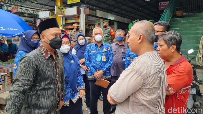 Bupati Gresik Fandi Akhmad Yani