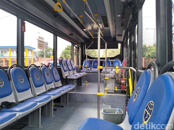 Bus G20 yang dihibahkan pemerintah pusat untuk Pemkot Surabaya